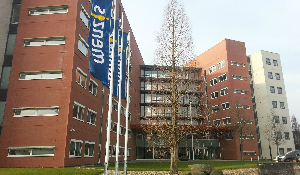 Hoofdkantoor Menzis Wageningen en kantoor Enschede 2011